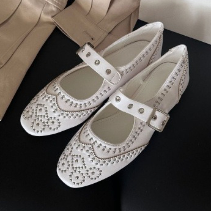 Retro Rivet Buckle Design Flat - Women Shoes Elegant ulasan dan harga
