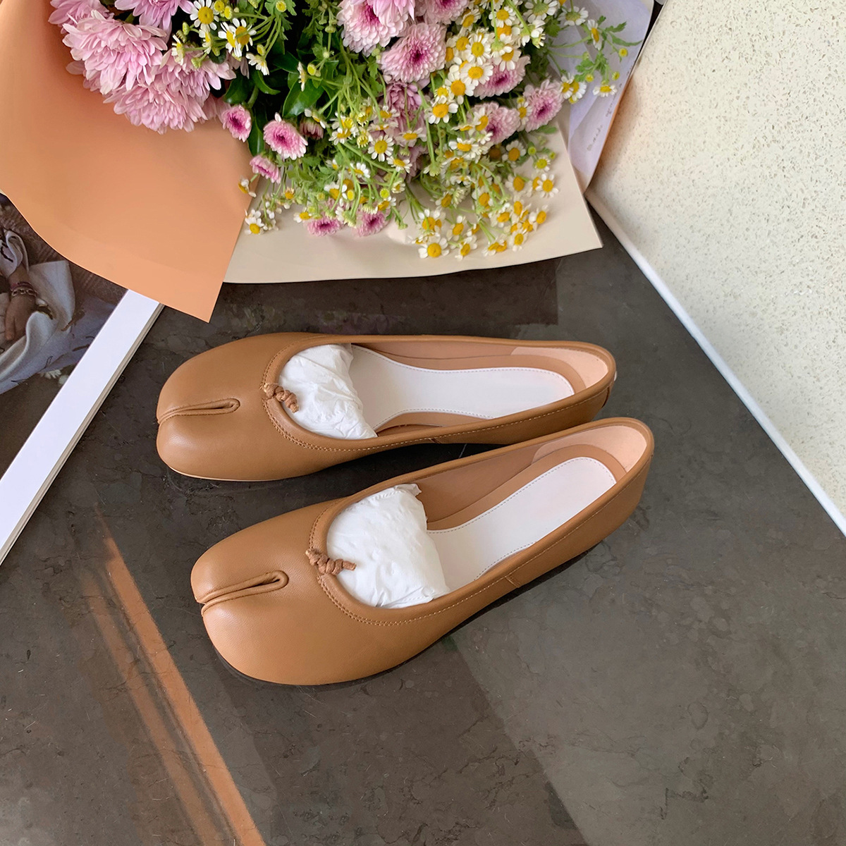 Black Ballets Flats Split Toe  - Women'S Shoes Loafers Black ulasan dan harga