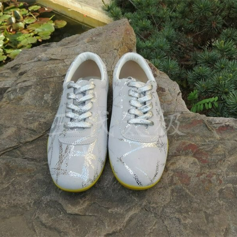 2026 Hot Sale Martial Arts Sho - Women'S Shoes Vs Men'S ulasan dan harga