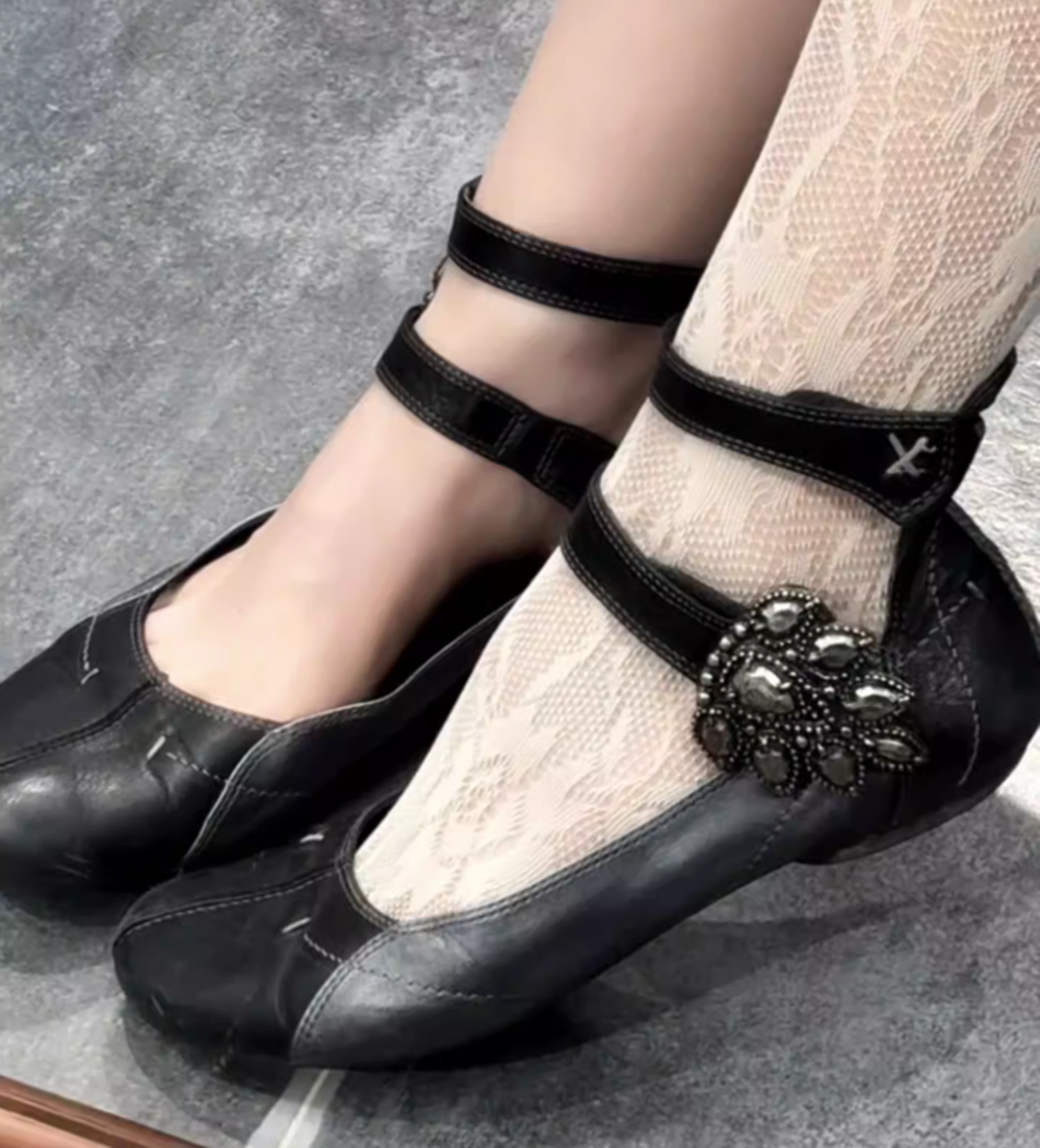 Black Distressed Leather Mary  - Women Shoes Black ulasan dan harga