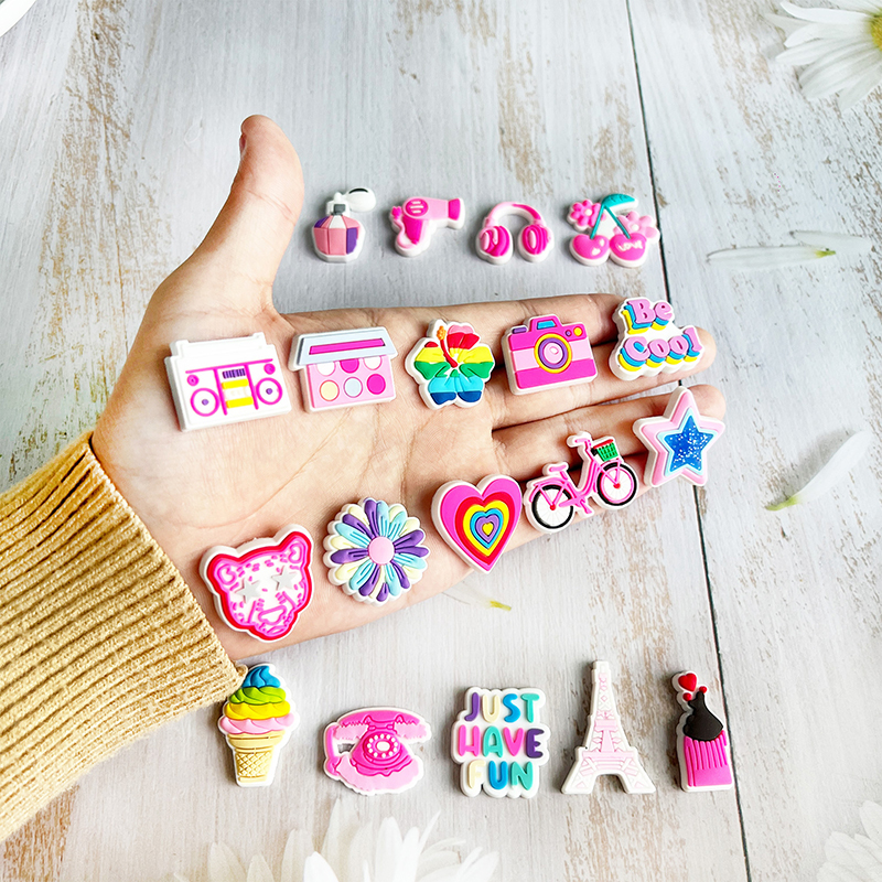 Cute Pink Bow Bicycle Rainbow  - Croc Style Clog ulasan dan harga