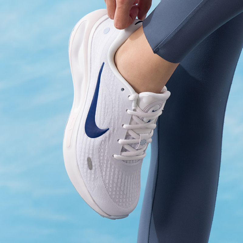 Nike Women's Journey Run Breat - Women Shoes Zoom ulasan dan harga