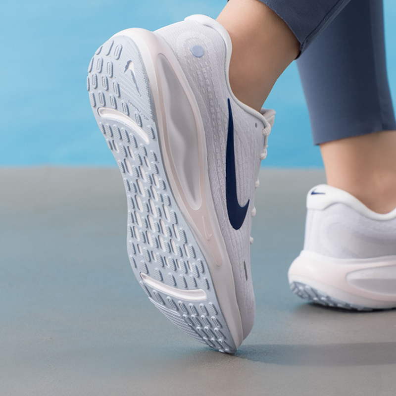 Nike Women's Journey Run Breat - Women Shoes Zoom ulasan dan harga